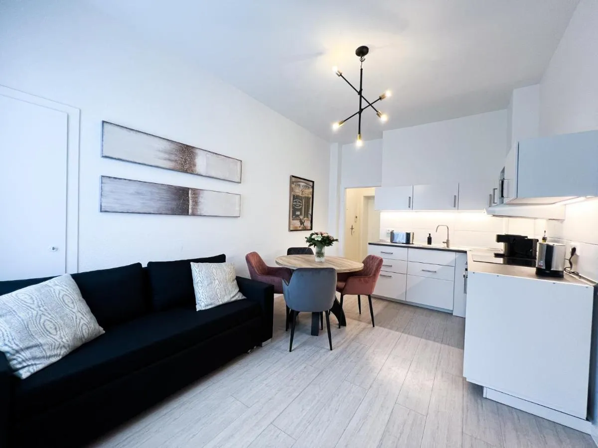 Image 4 of Apartment Düsseldorf City