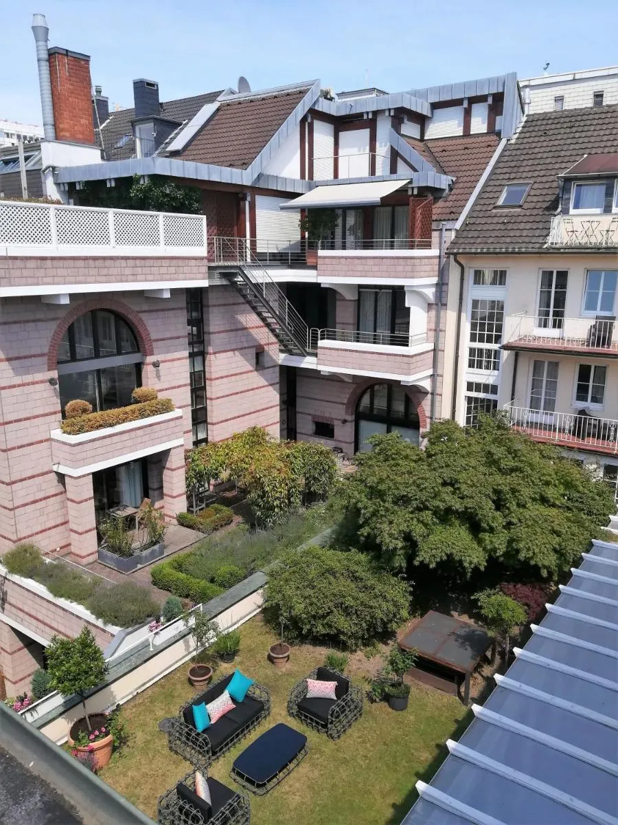 Image 3 of Carlstadt Suites Düsseldorf