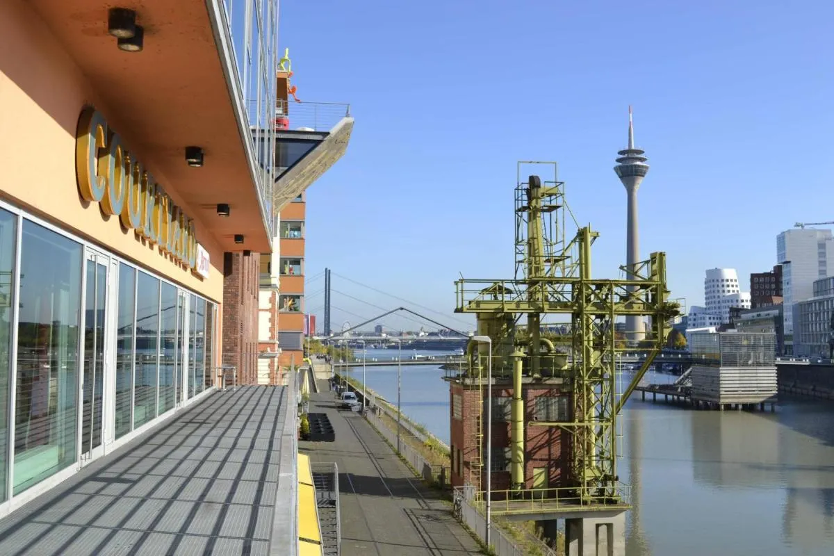 Image 5 of Courtyard by Marriott Duesseldorf Hafen
