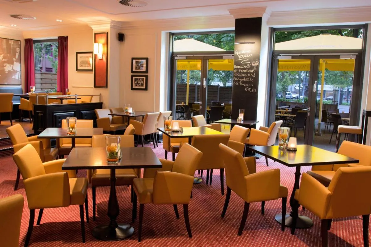 Image 3 of Courtyard by Marriott Düsseldorf Seestern