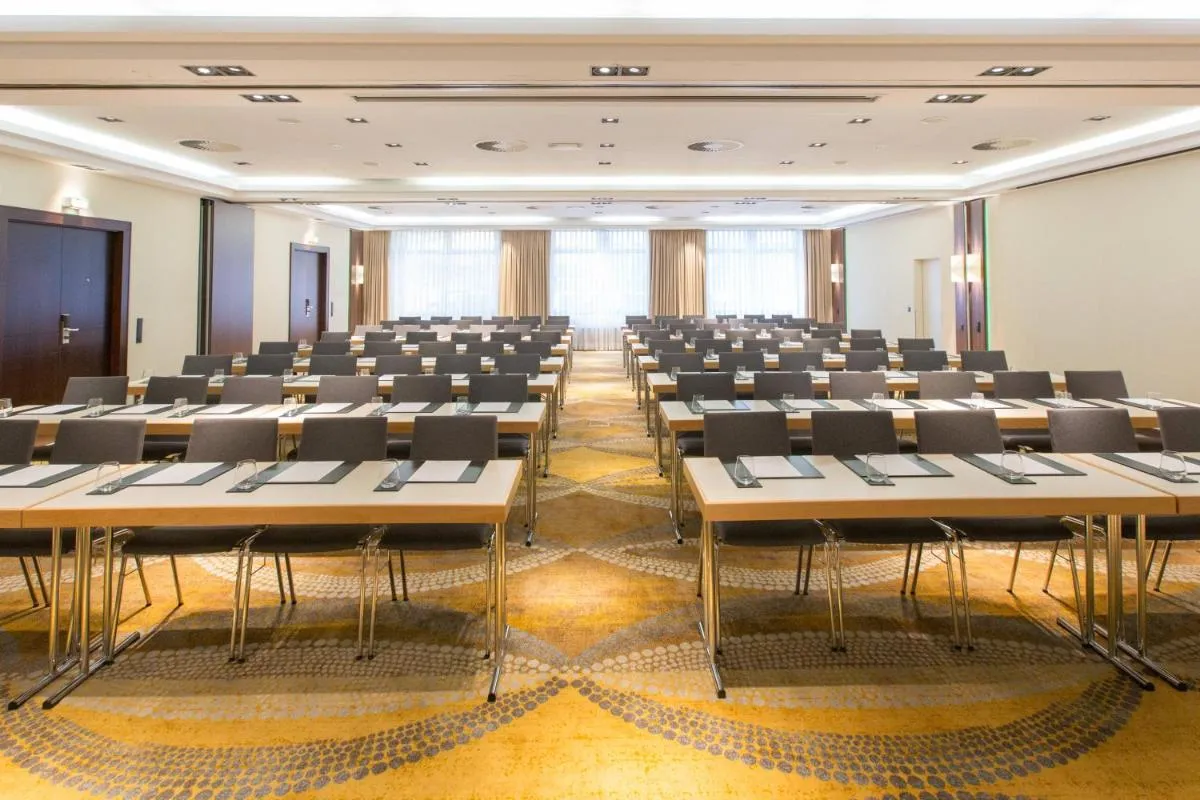 Image 5 of Courtyard by Marriott Düsseldorf Seestern