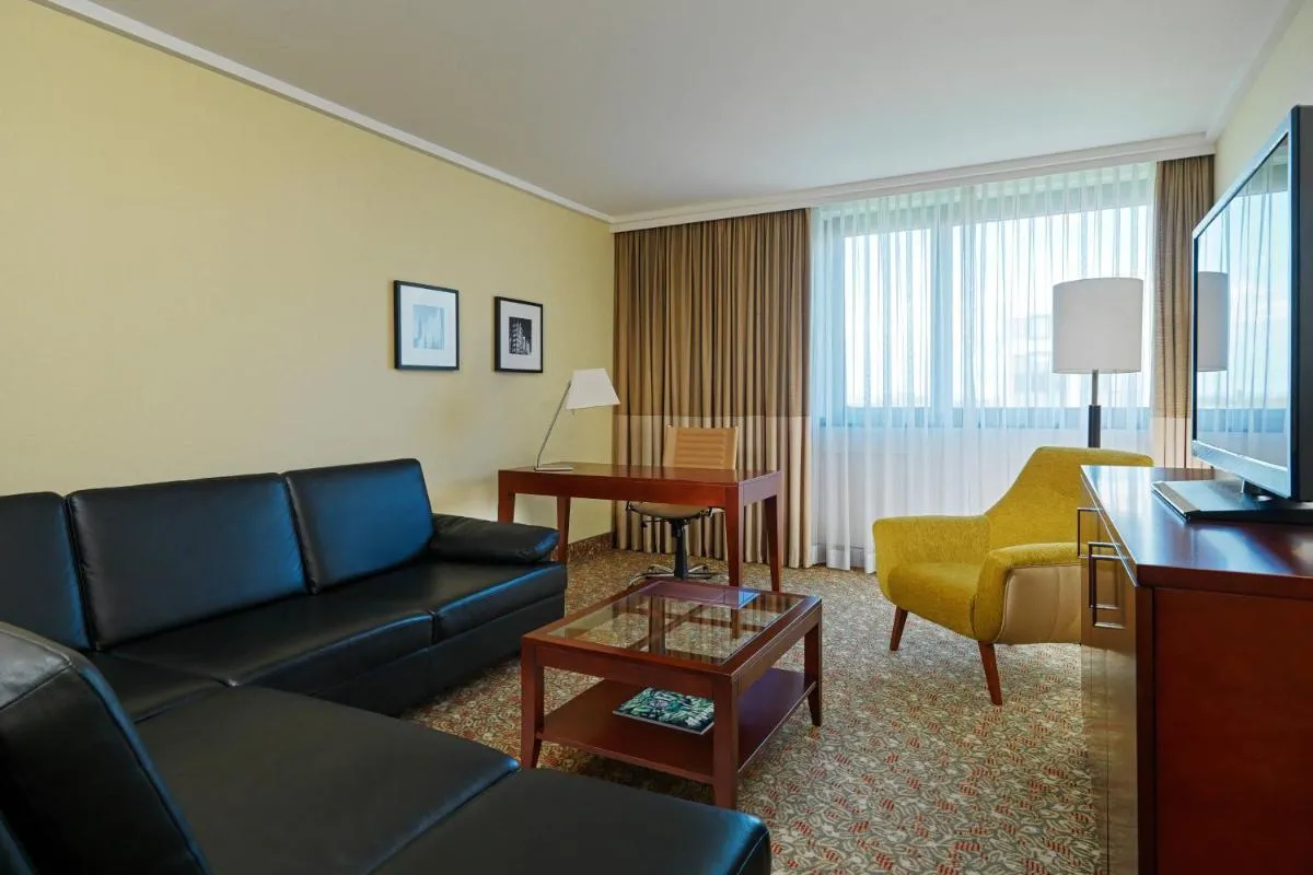 Image 1 of Courtyard by Marriott Düsseldorf Seestern