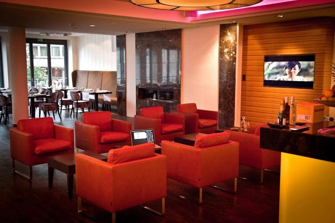 Image 4 of Hotel Favor