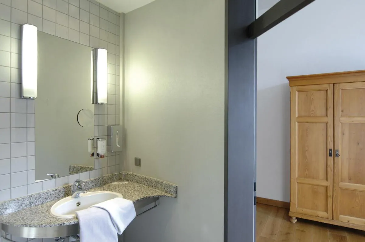 Image 2 of Hotel Mutterhaus Düsseldorf