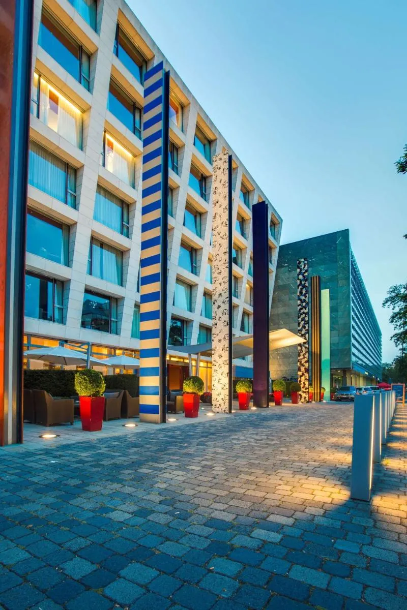 Image 3 of Radisson Blu Media Harbour Hotel, Düsseldorf