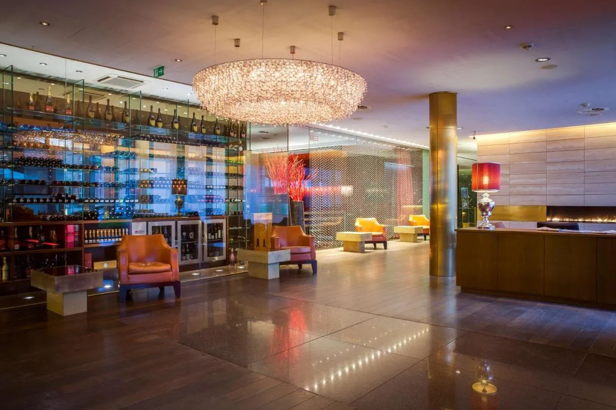 Image 2 of Radisson Blu Media Harbour Hotel, Düsseldorf