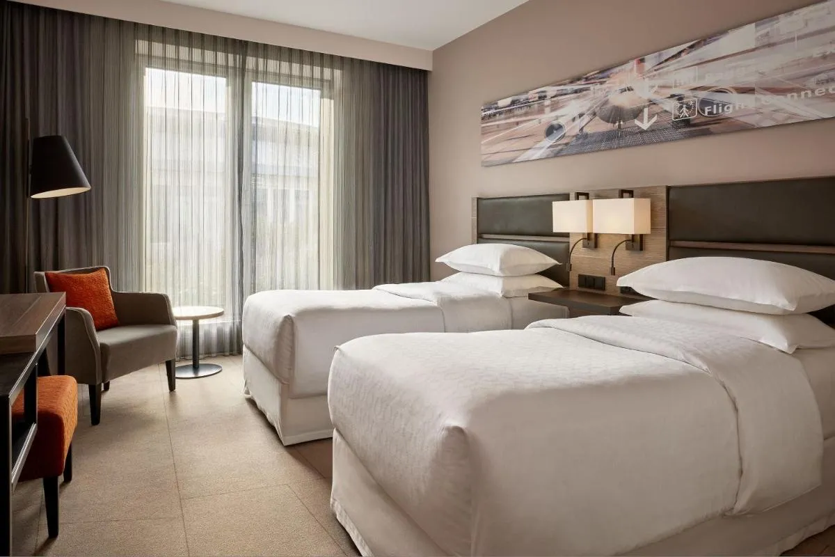 Image 6 of Sheraton Duesseldorf Airport Hotel
