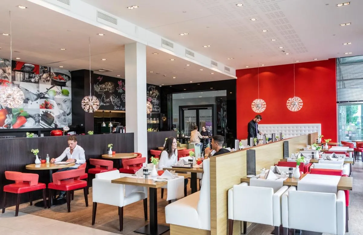 Image 1 of Van der Valk Hotel Düsseldorf