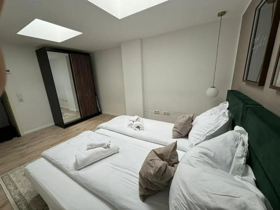 Image 2 of 2 Raum City-Apartment 5min zum HBF Grupello-2