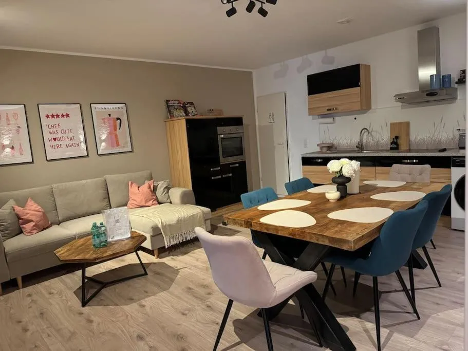 Image 2 of 3 Raum City-Apartment – 5min zum HBF Grupello-1