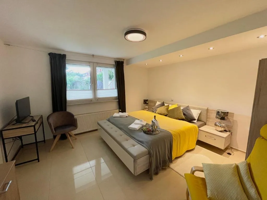 Image of 4 bedrooms, 2 bathrooms, kitchen, terrace – 10 min to fairground