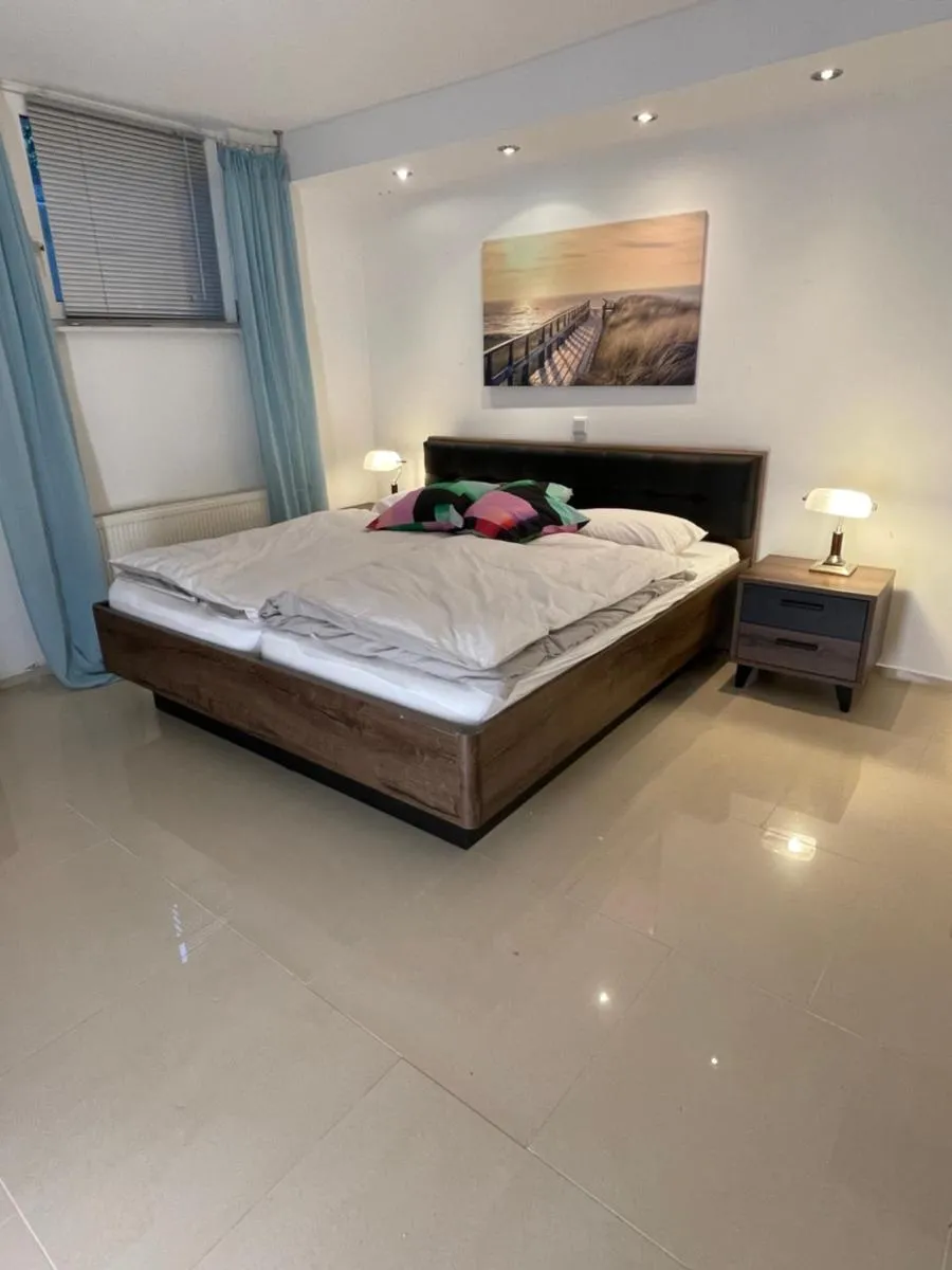 Image 5 of 4 bedrooms, 2 bathrooms, kitchen, terrace – 10 min to fairground