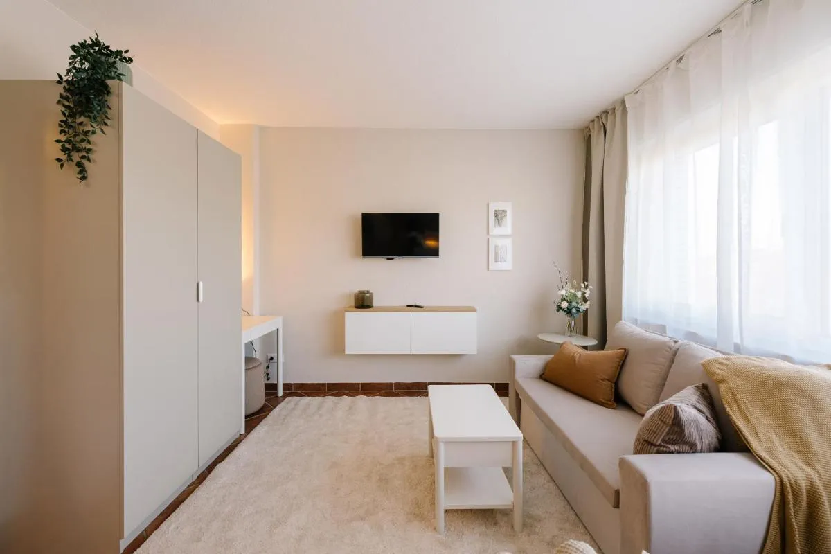 Image 2 of Air & Fair Apartment