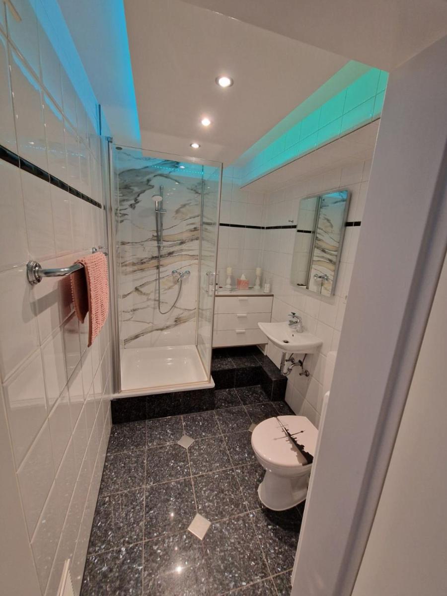 Image 6 of Apartment1