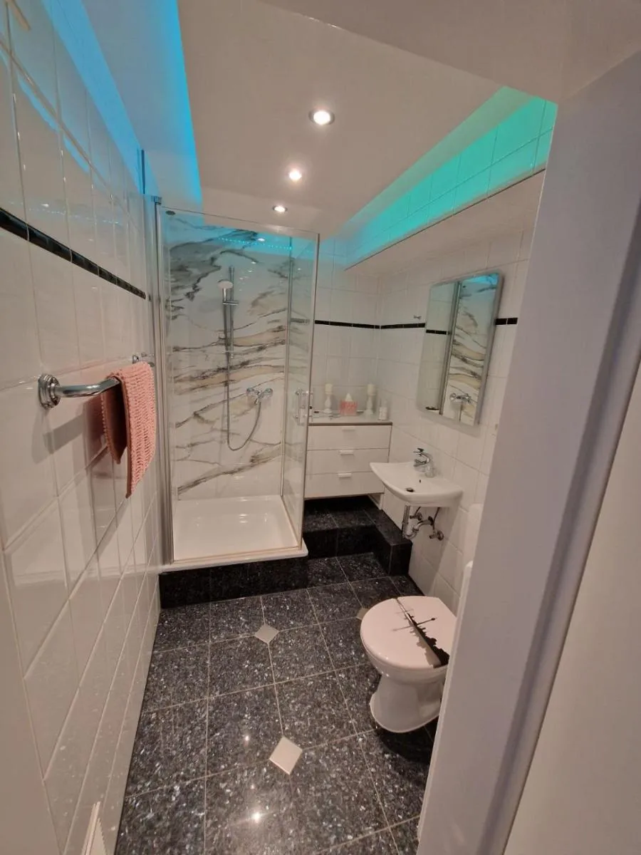 Image 6 of Apartment1