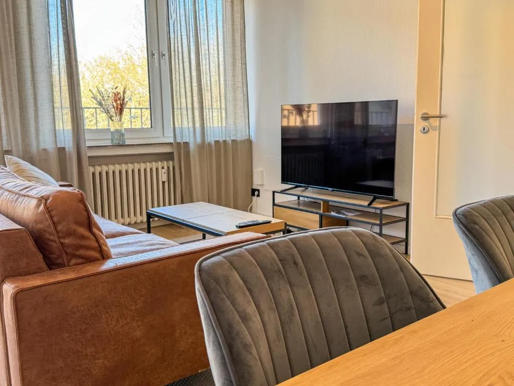 Image of Apartment Düsseldorf 100QM, 6 Personen, Balkon, Messe, Küche