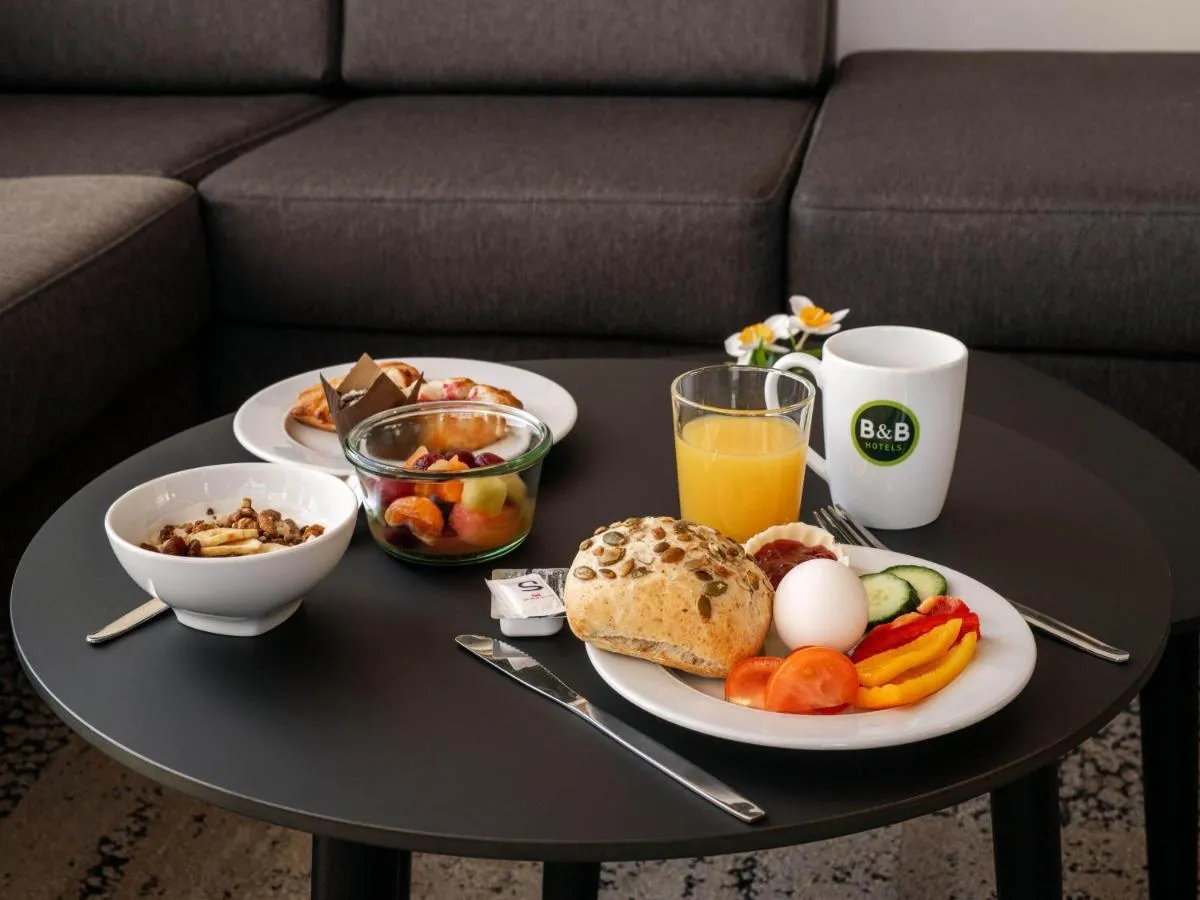 Image 1 of B&B Hotel Düsseldorf-City