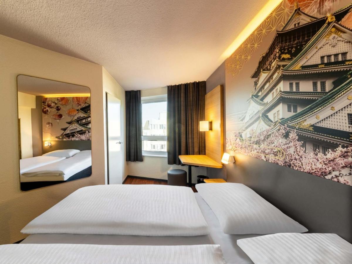 Image 2 of B&B Hotel Düsseldorf-Hbf