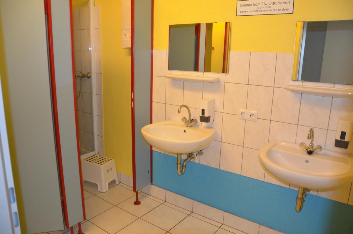 Image 1 of Backpackers Düsseldorf – SELF CHECK-IN