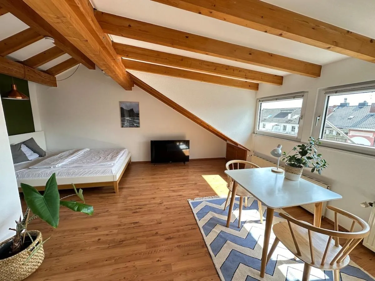 Image 2 of Cozy loft with a view, central, close to tradefair