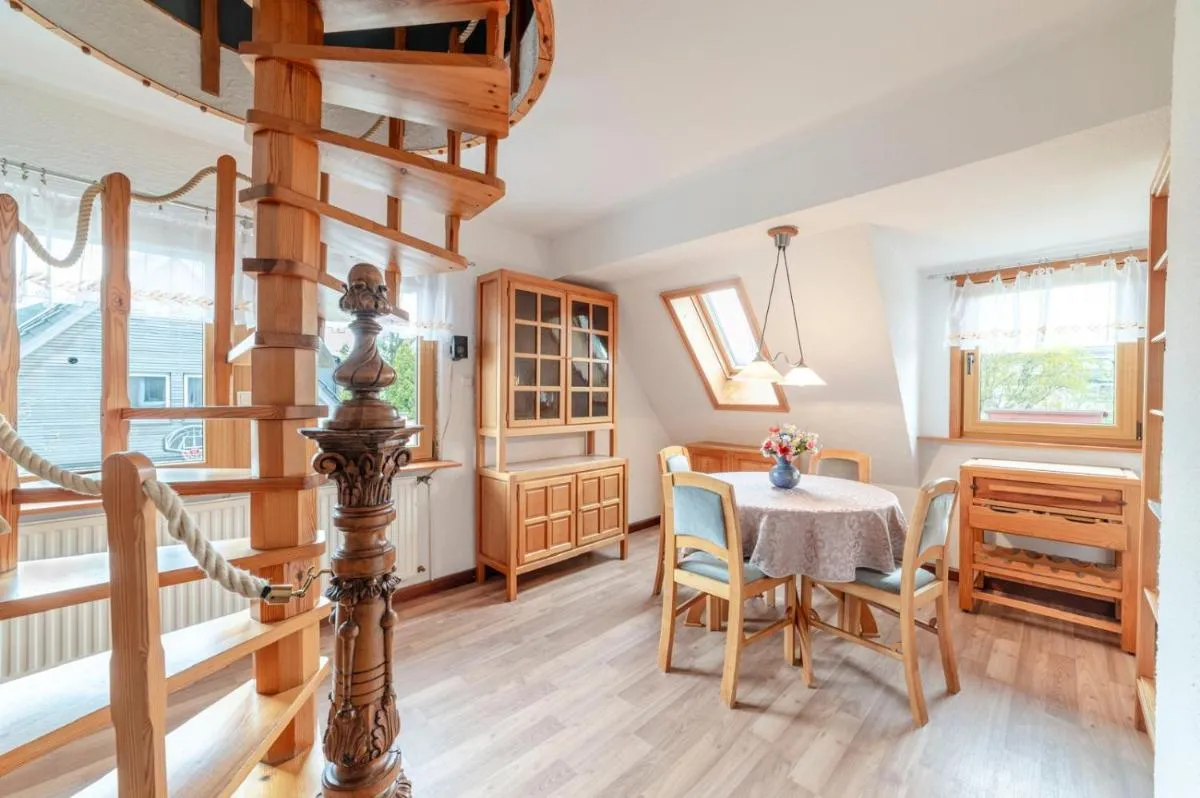 Image 3 of Cozy villa with garden, balcony and parking area in Düsseldorf