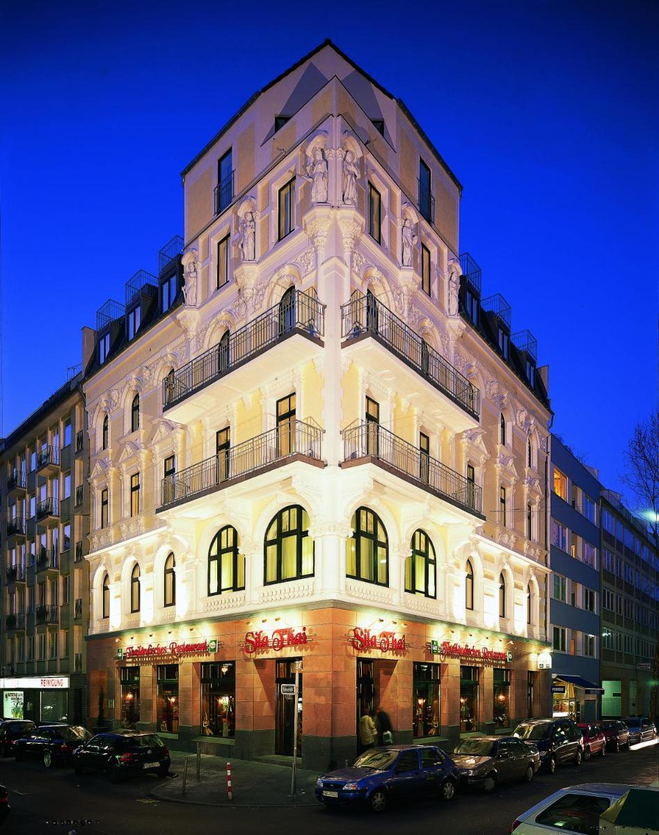 Image 3 of DEVIN Art Hotel