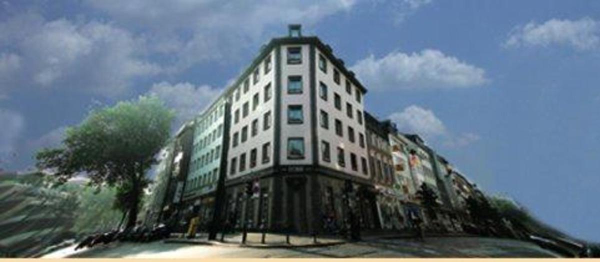 Image 5 of Doria