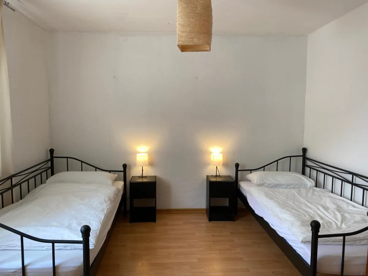 Image 2 of Düsseldorf 1995