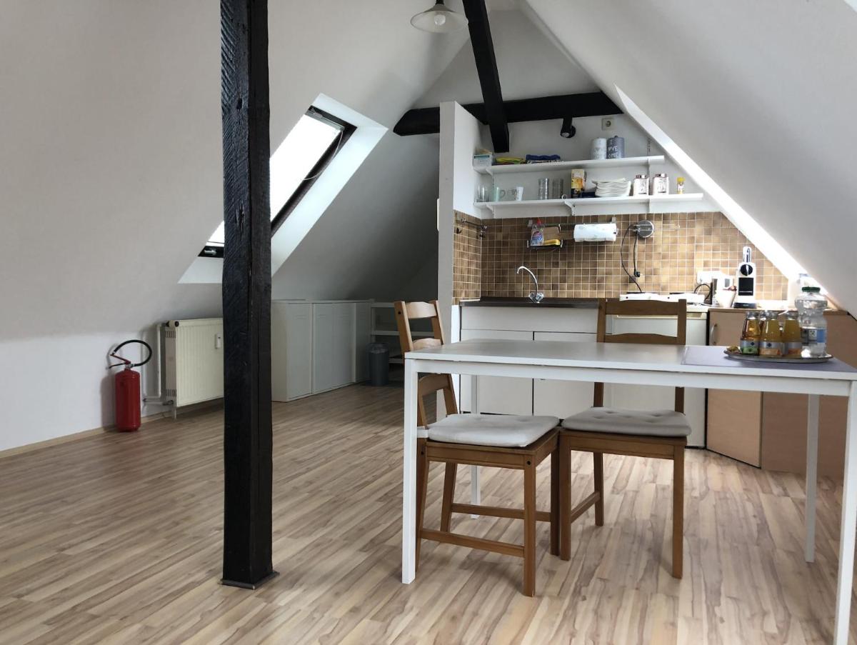 Image 2 of Einzel-Apartment Düsseldorf Oberkassel