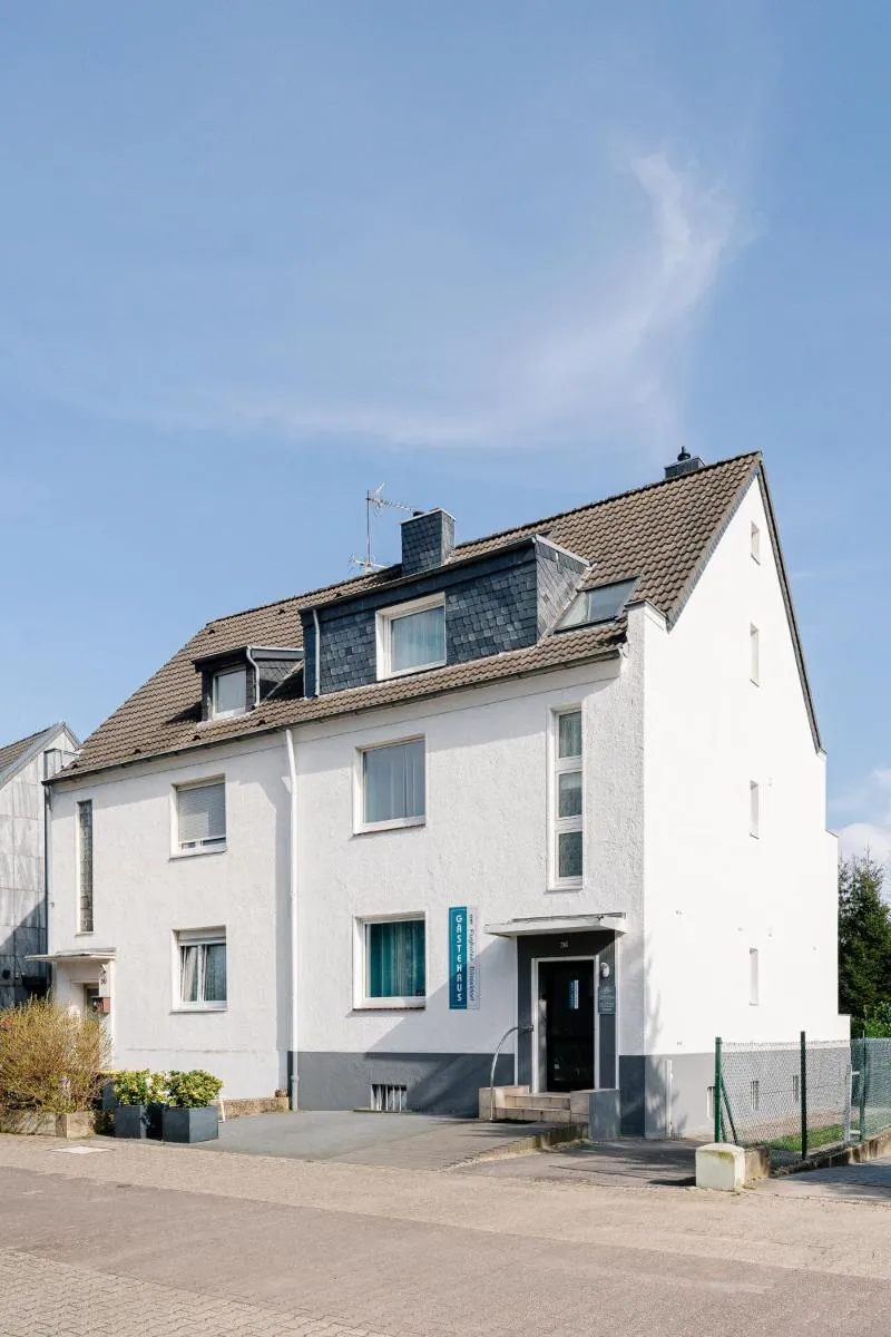 Image 5 of GästeHaus am Flughafen Düsseldorf