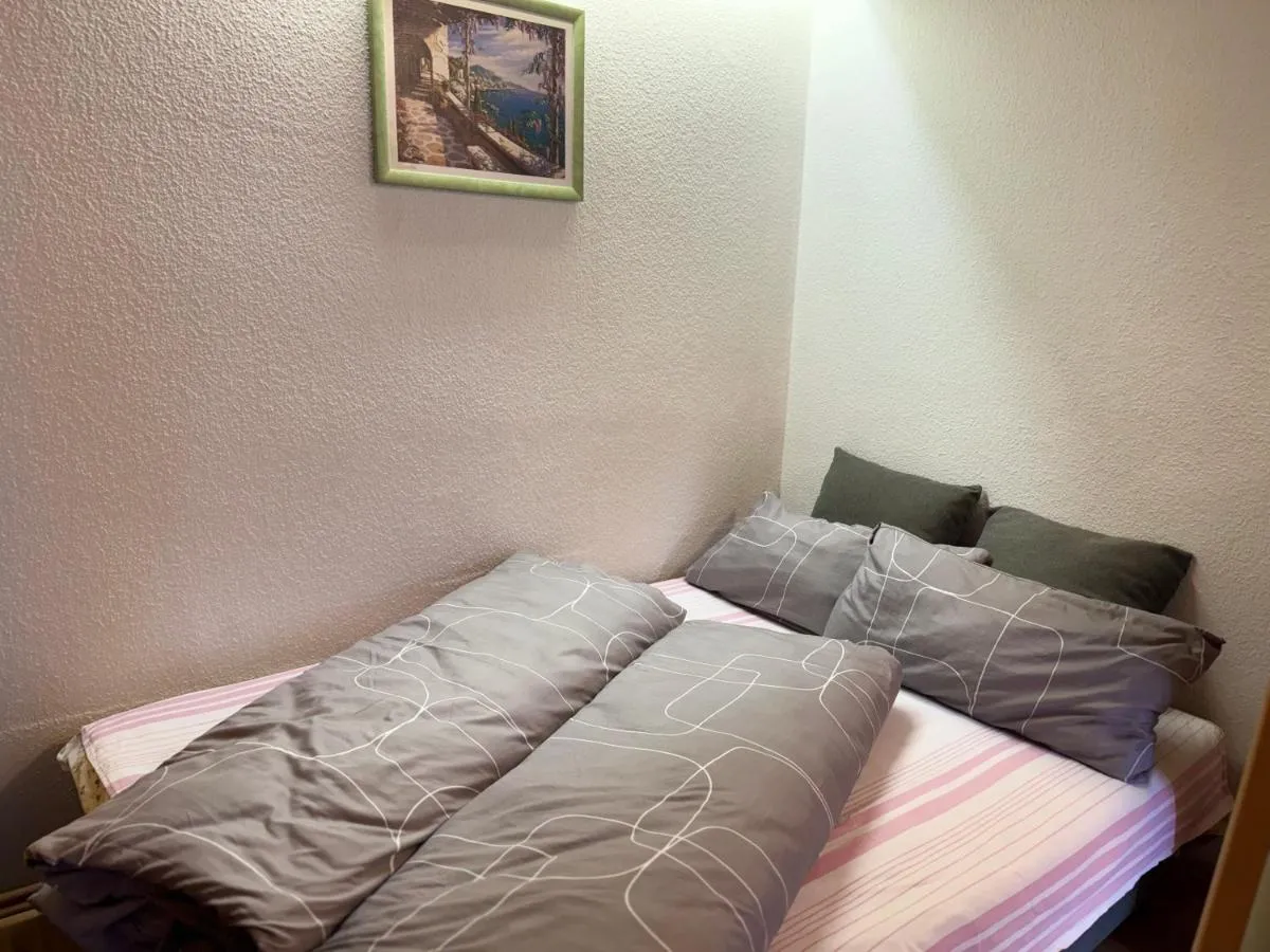 Image 2 of Gemütliche Ferienwohnung nähe Schloss Benrath & Rhein Düsseldorf Urdenbach