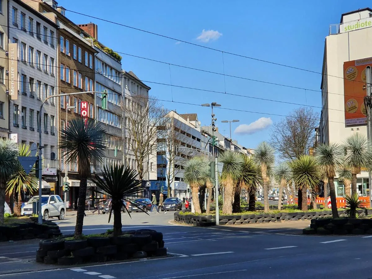 Image 5 of Graf-Adolflux