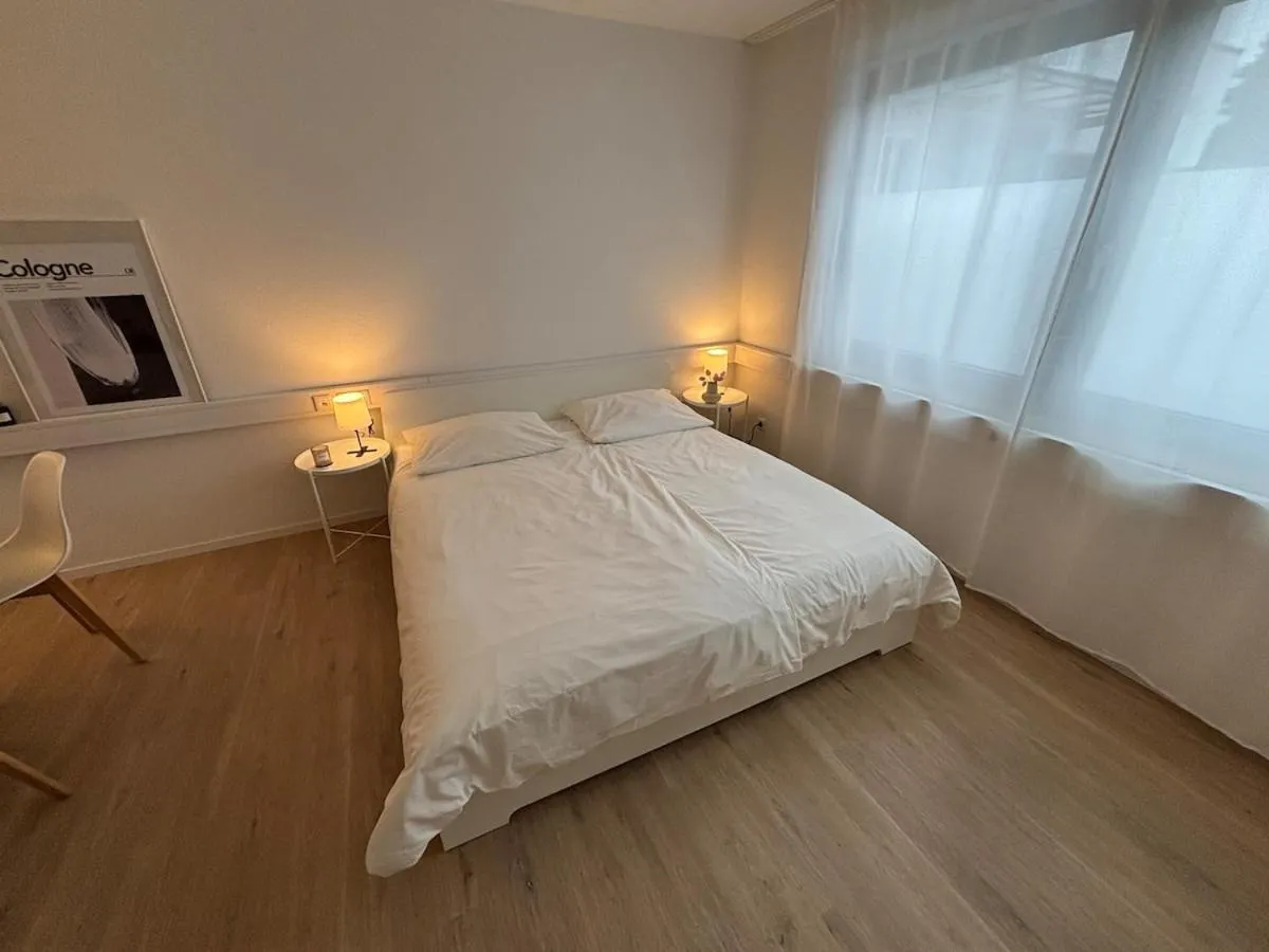 Image 2 of Great Location Airport Exhibition Center Downtown