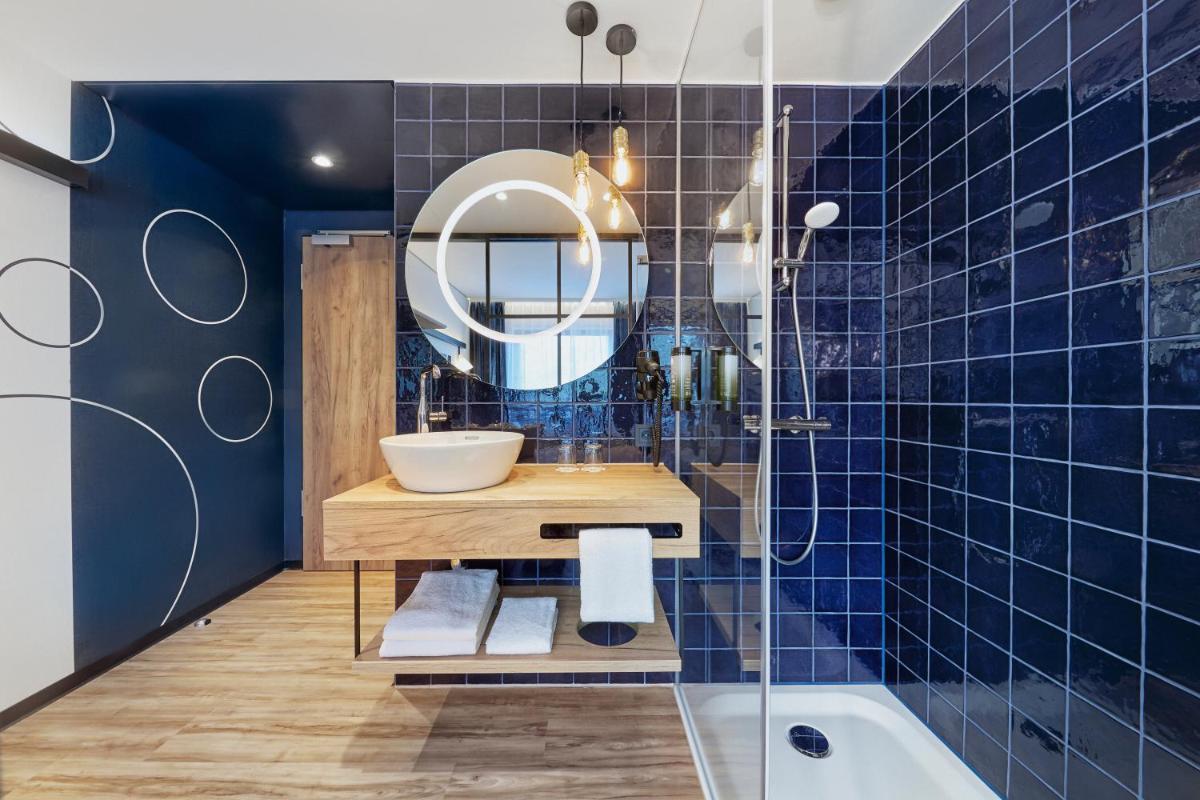 Image 2 of H2 Hotel Düsseldorf City