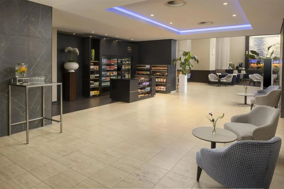 Image 5 of Hilton Düsseldorf