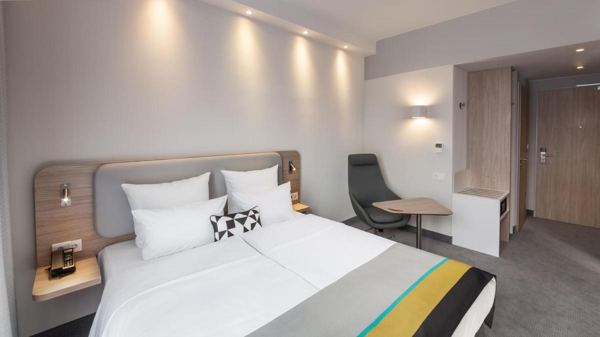 Image 5 of Holiday Inn Express Düsseldorf – Hauptbahnhof by IHG