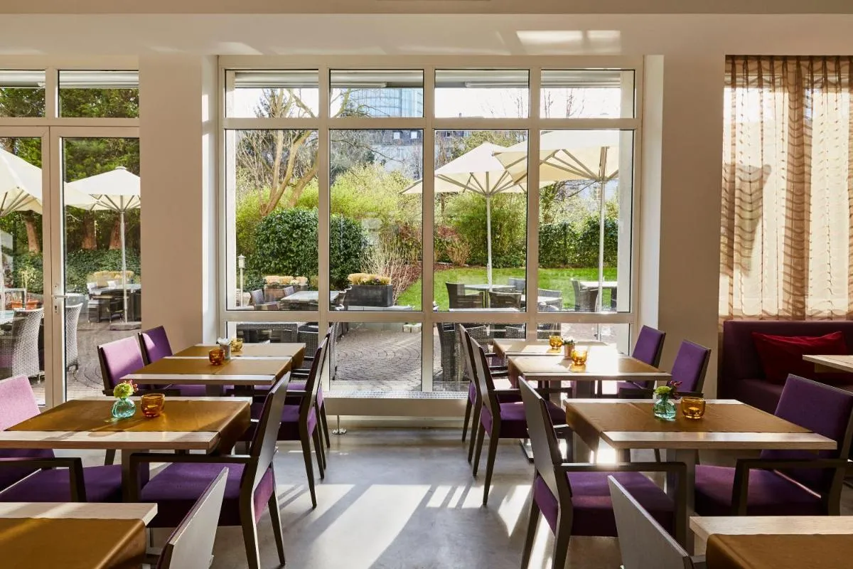 Image 6 of Hotel Indigo – Dusseldorf – Victoriaplatz by IHG