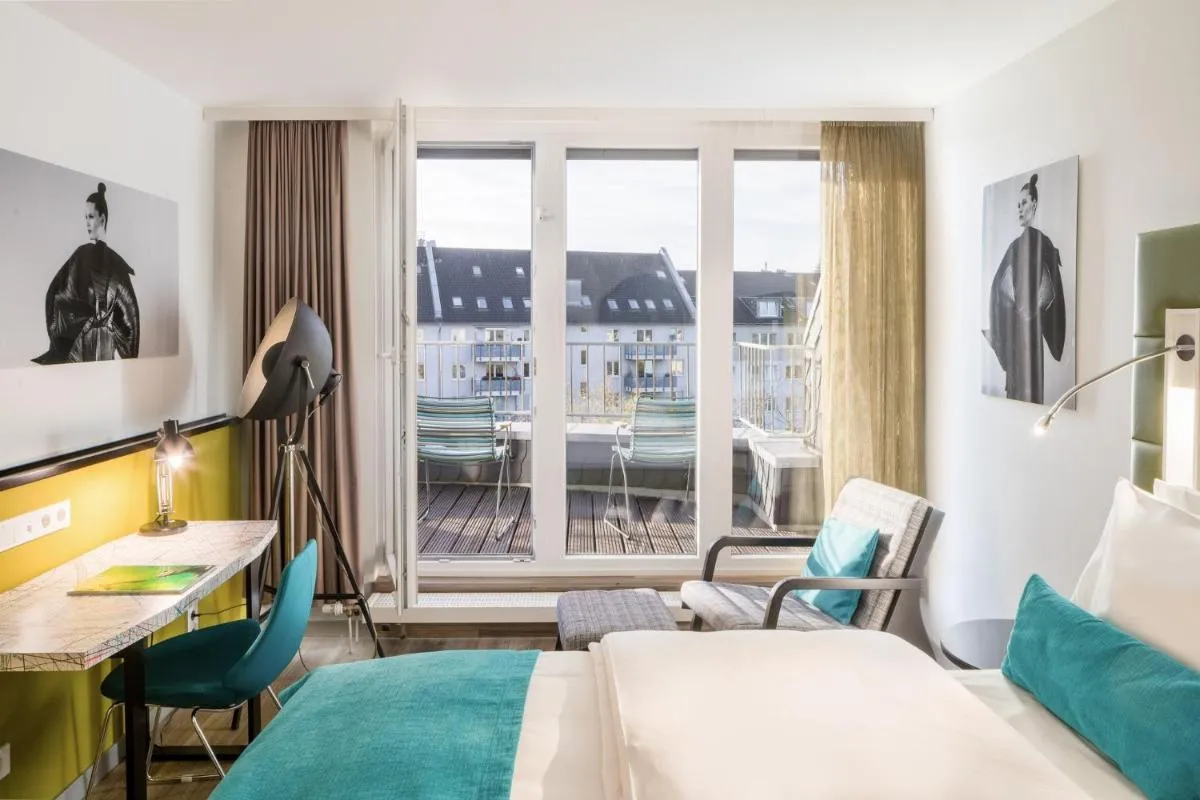 Image 4 of Hotel Indigo – Dusseldorf – Victoriaplatz by IHG
