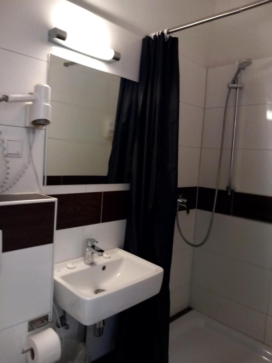Image 6 of Hotel Karolinger