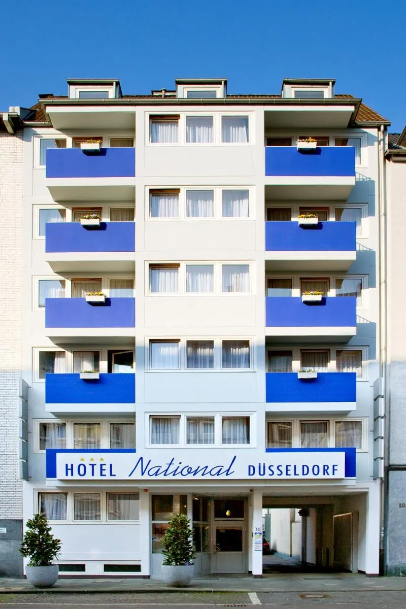 Image 3 of Hotel National Düsseldorf (Superior)
