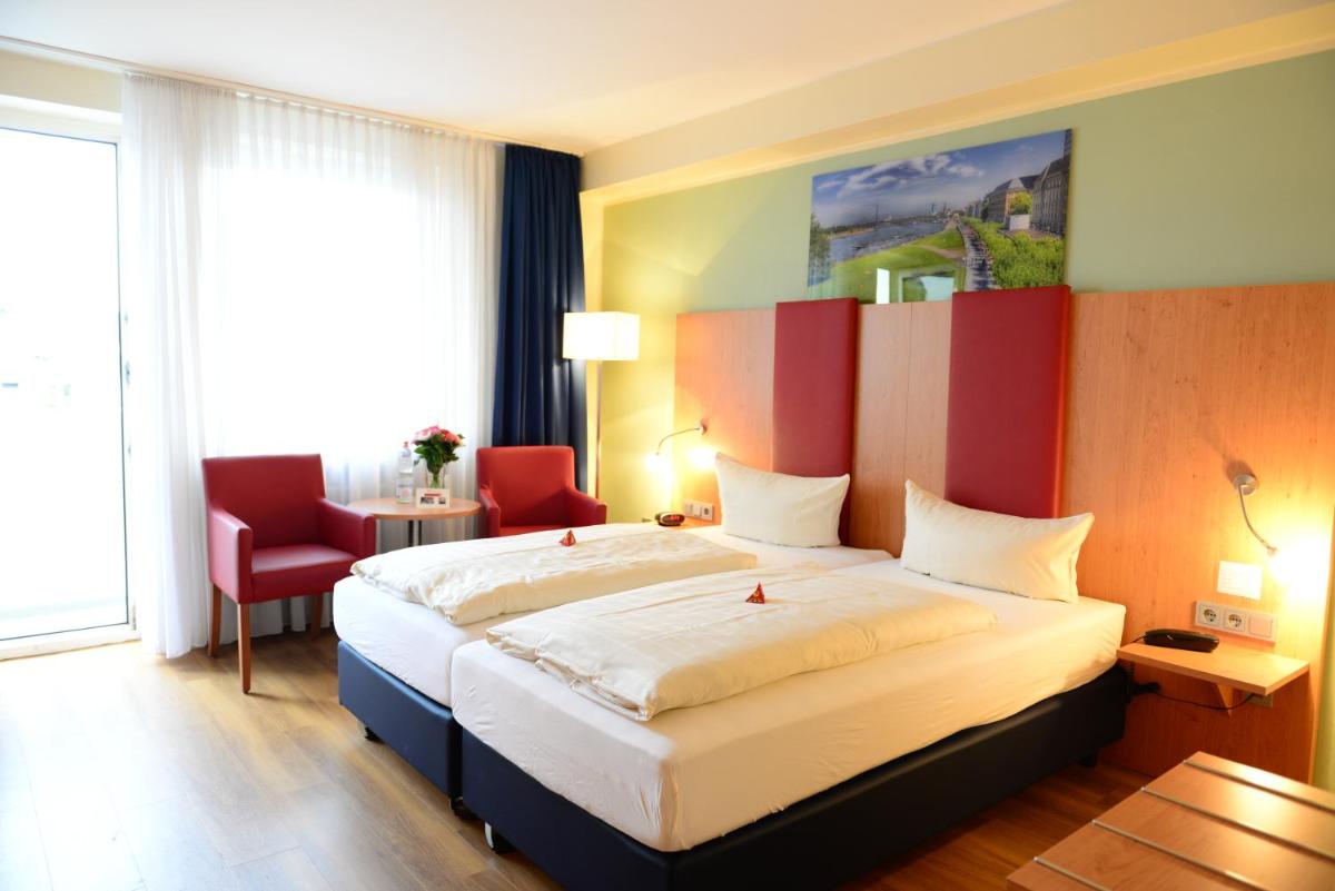 Image 4 of Hotel National Düsseldorf (Superior)