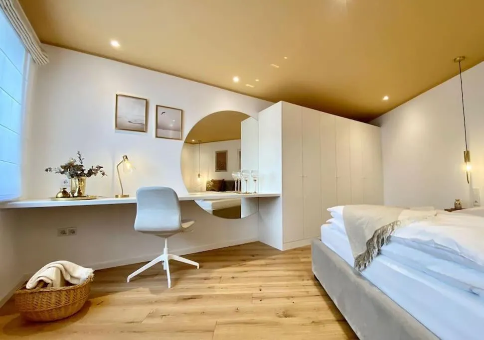 Image 6 of Komfort – Suite zentral, mit Balkon und Waschmaschine