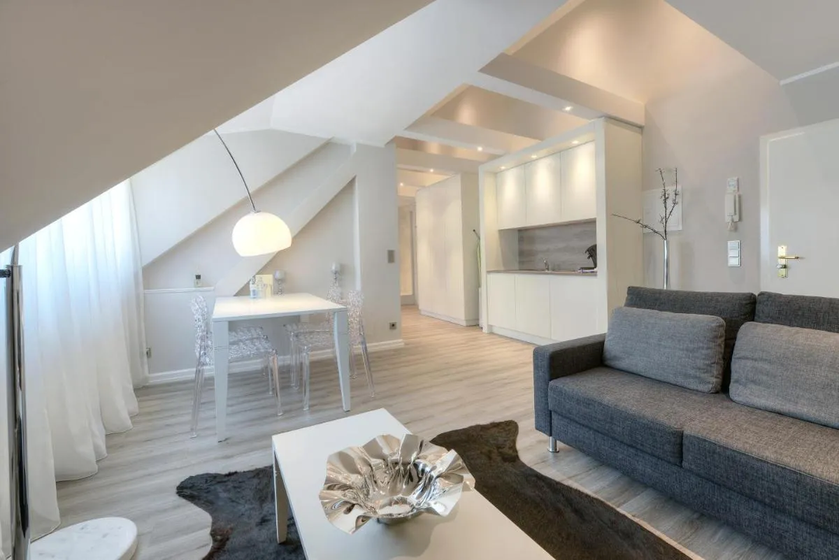 Image 3 of Living am Carlsplatz Apartment