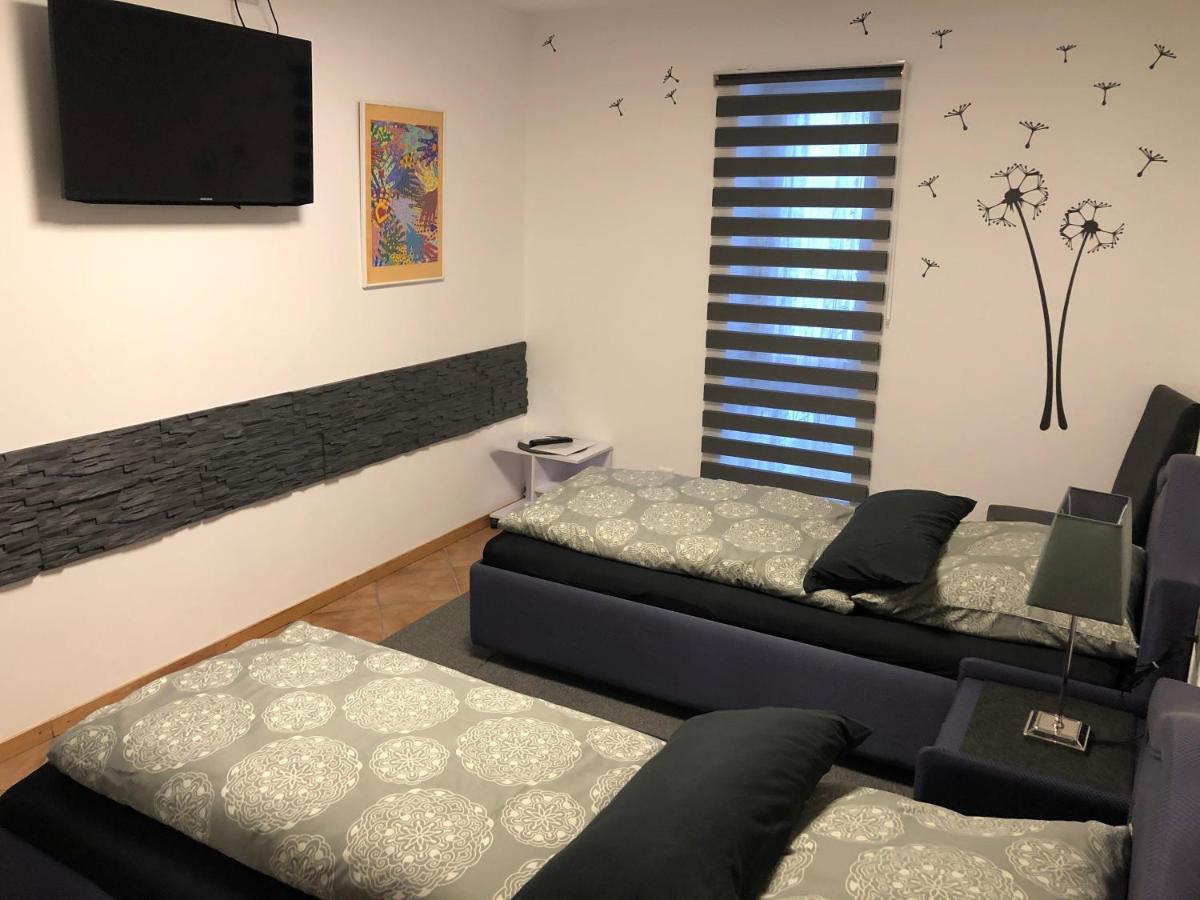 Image 4 of Messezimmer 4u