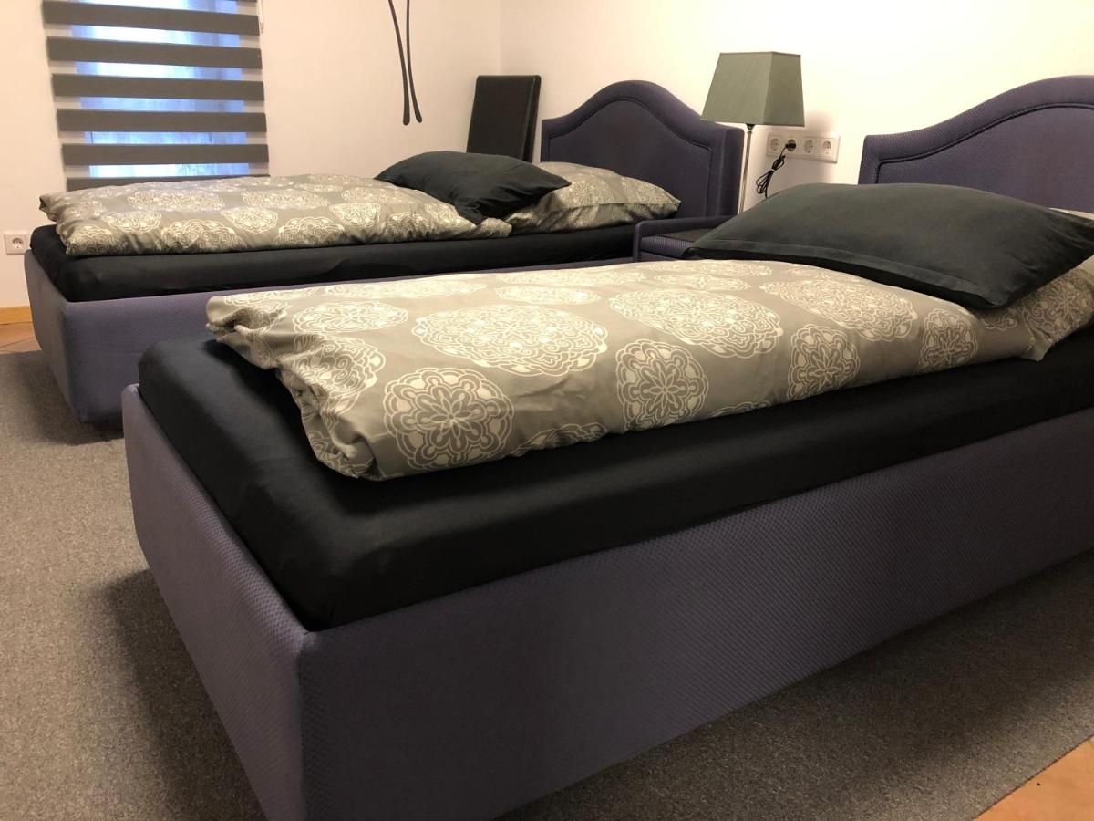 Image 1 of Messezimmer 4u