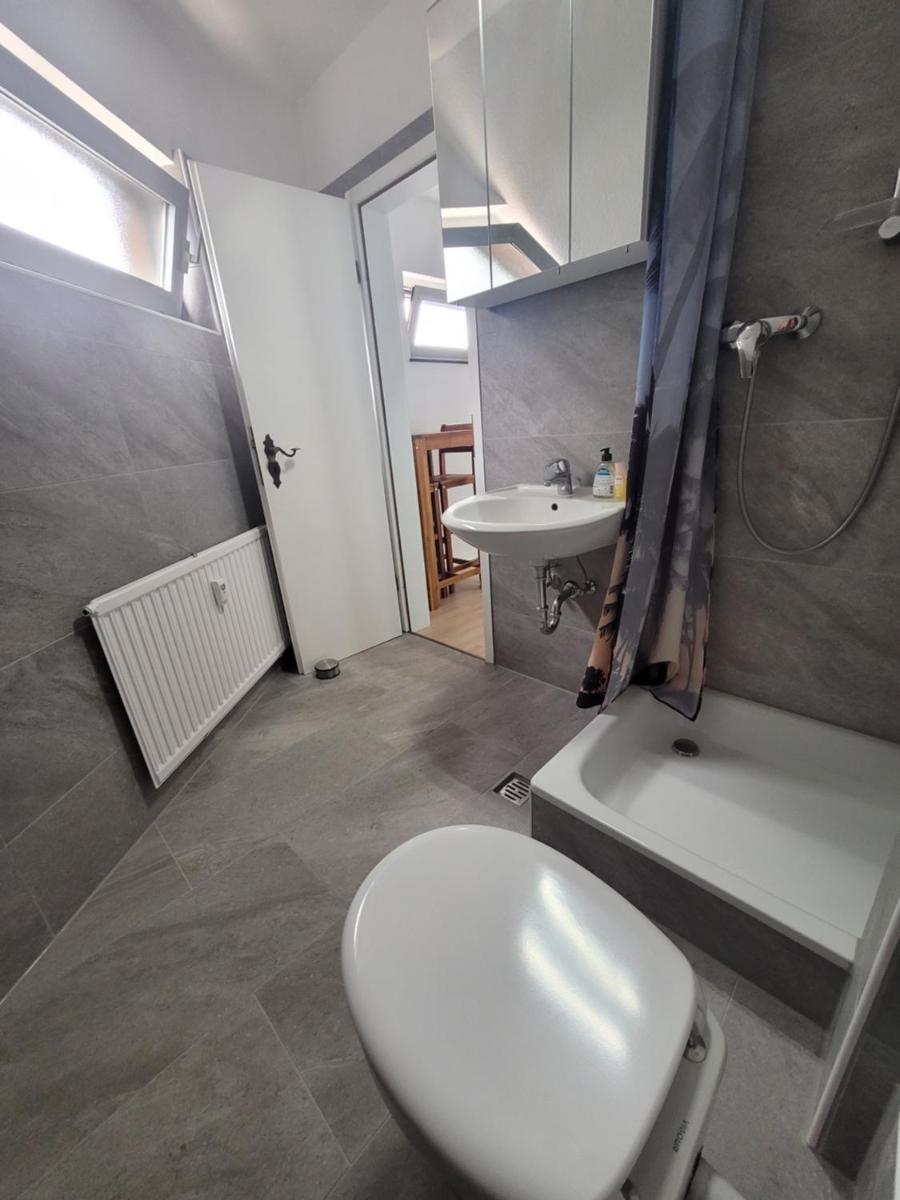 Image 2 of Messezimmer am Thewissenweg