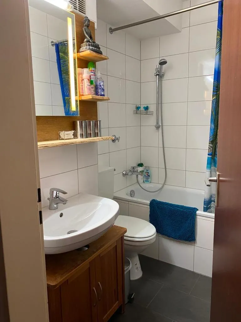 Image 6 of Mitten in Düsseldorf