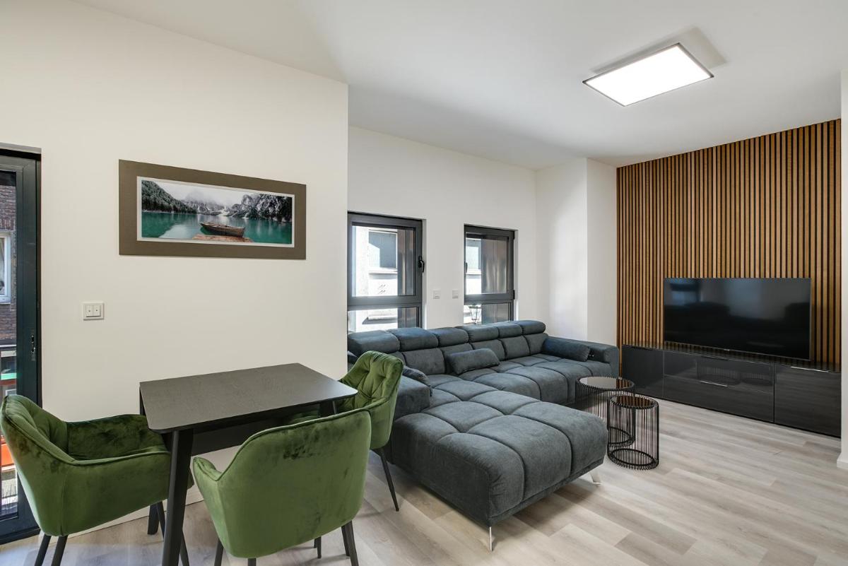 Image 4 of Mont Apartments
