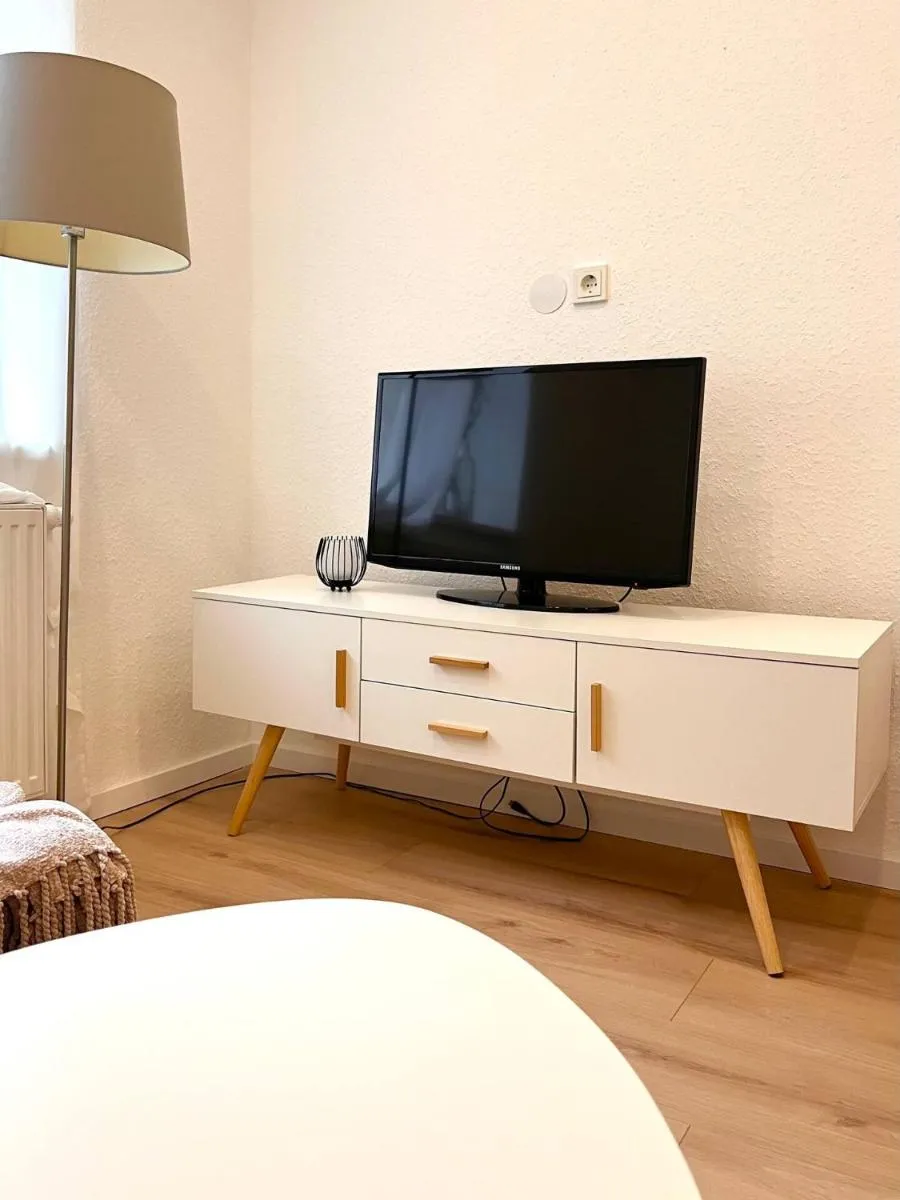 Image 3 of NEW! Central modern apartment