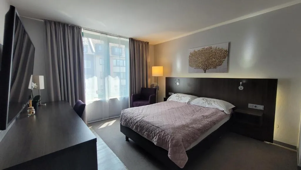Image of Nice Apartment in modern Center of Düsseldorf